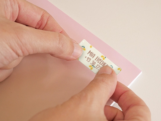 Kleine Design Namensaufkleber